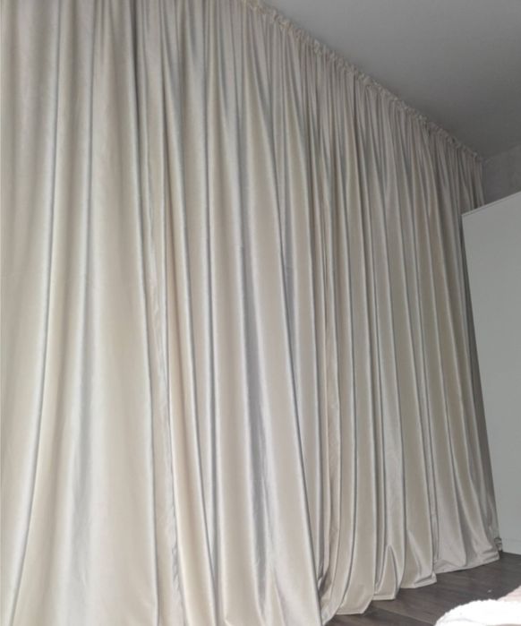 Продаю шторы  новый