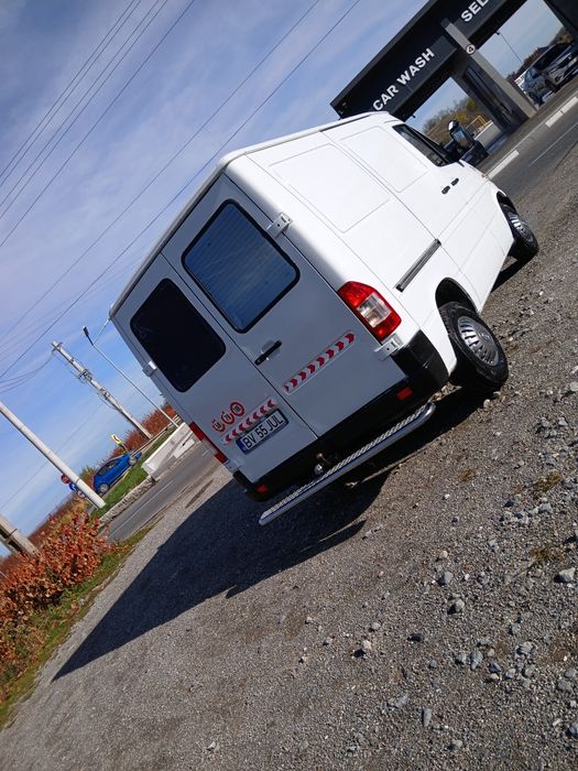 Vând Mercedes sprinter