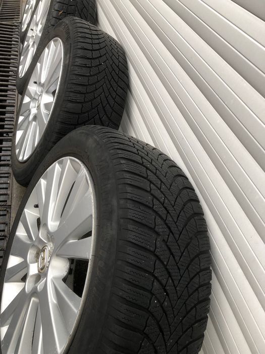 Джанти 5*114.3 r17 със зимни гуми 205/55/17