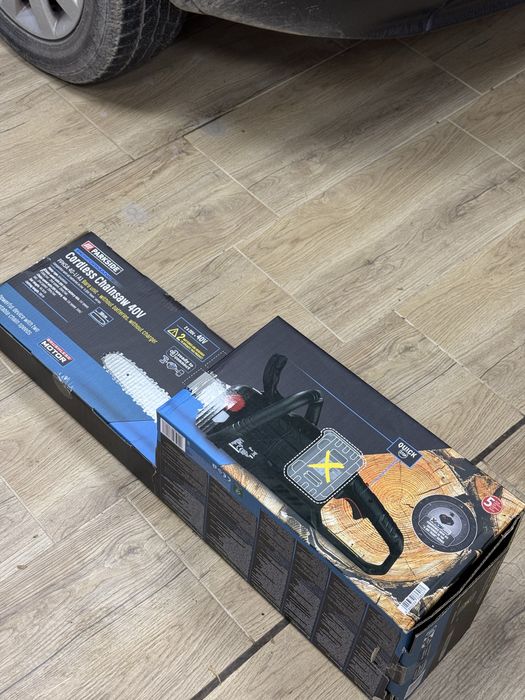 Чисто нов акумулаторен верижен трион Parkside Performance 40V