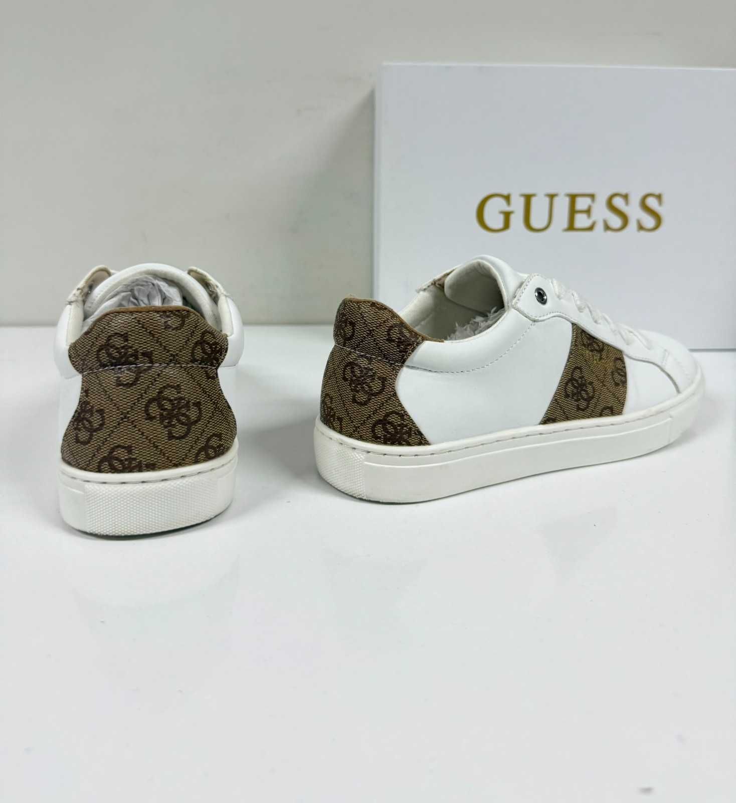 Guess Toda  Semi