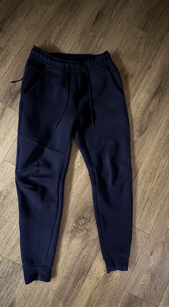 Nike Tech Fleece Сив, Тъмносин и сиво с тъмносиво