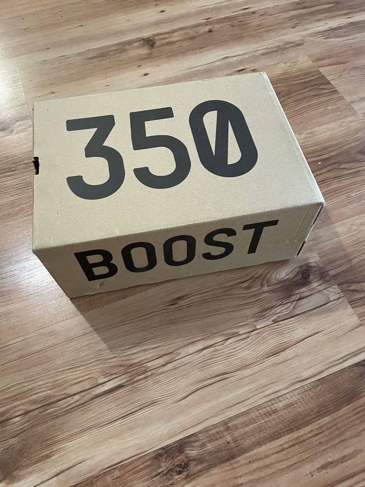 Yeezy 350 antilia(full reflective)