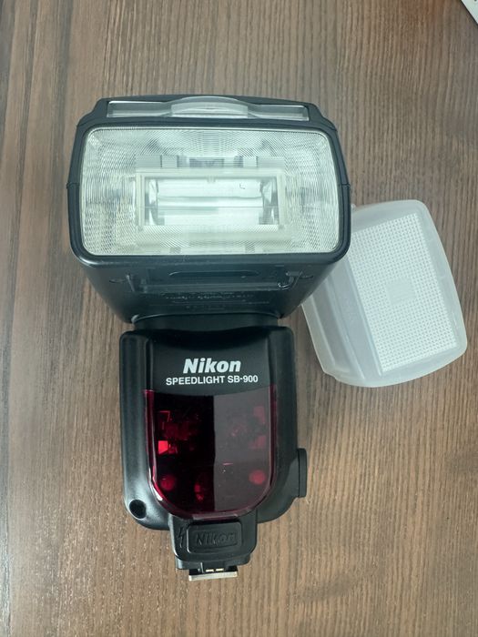 Blitz Nikon SB-900 in stare excelenta