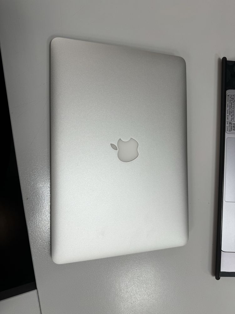 Macbook Air mid 2011