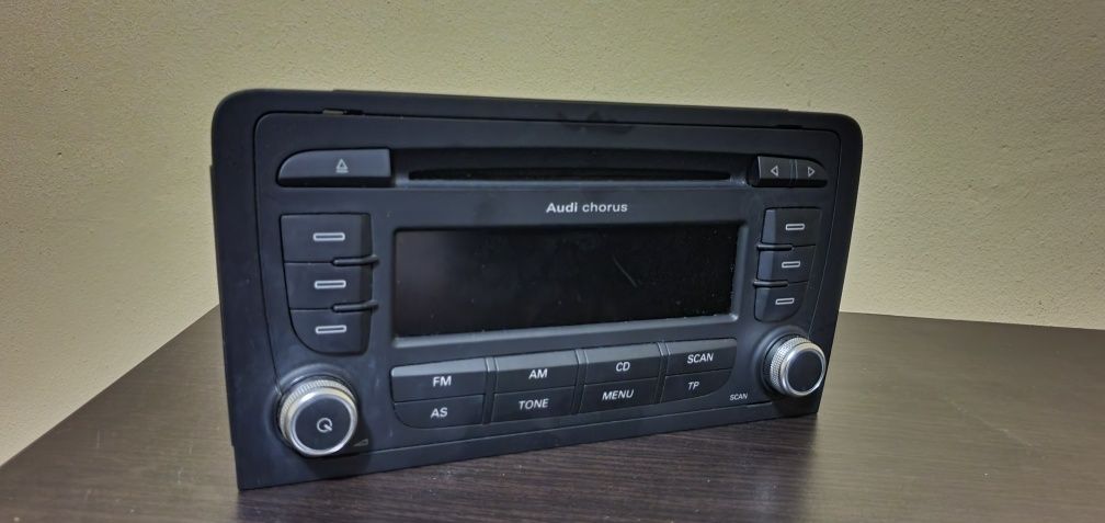 Radio cd/casetofon Audi a3 8p 2009