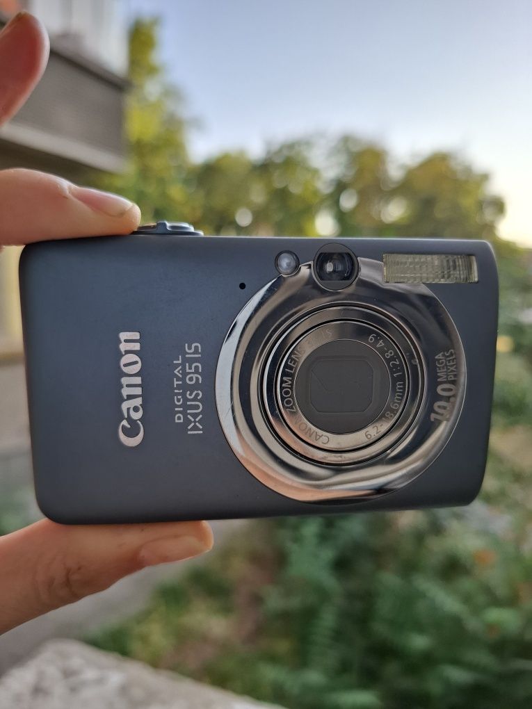 Ултра компактен дигитален фотоапарат CANON DIGITAL IXUS 95is