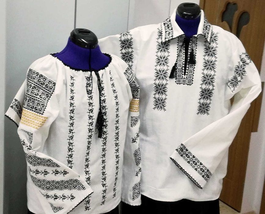 Costume populare tradiționale și accesorii