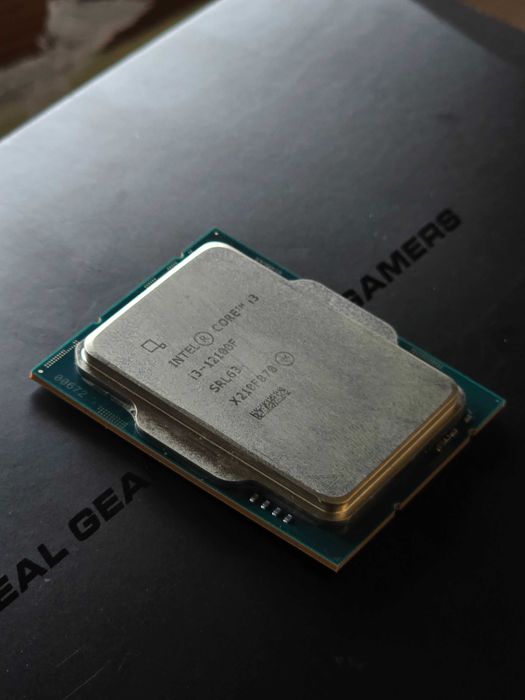 CPU: i3 12100f 3.70ghz 4.30GHZ max + Подарък CPU Cooler Alpine 17 CO