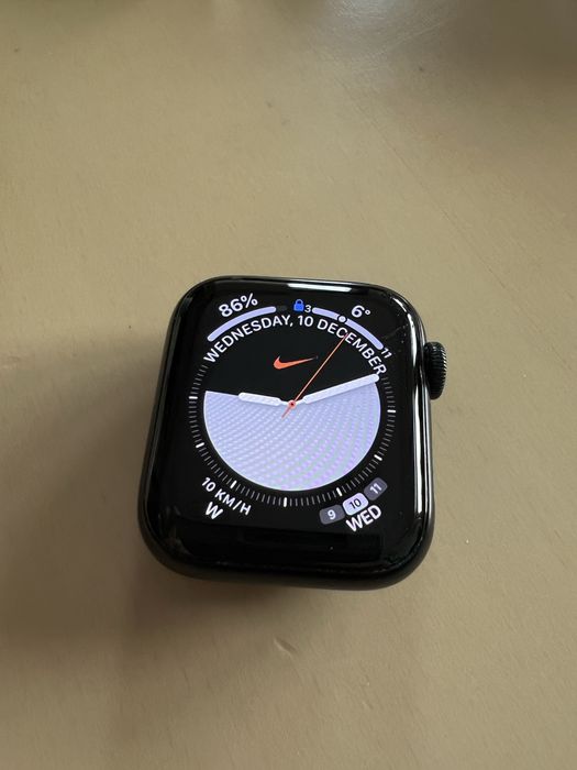 Apple Watch SE 2 40 mm (В Гаранция)