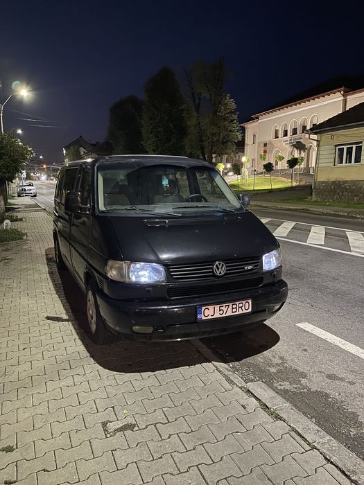 Vand sau schimb vw t4 caravel 2.5
