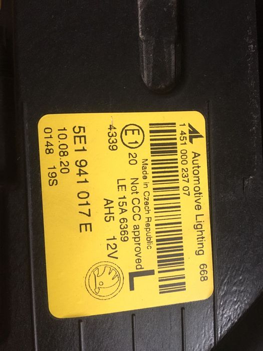 Far stanga  LED Skoda Octavia 3 facelift