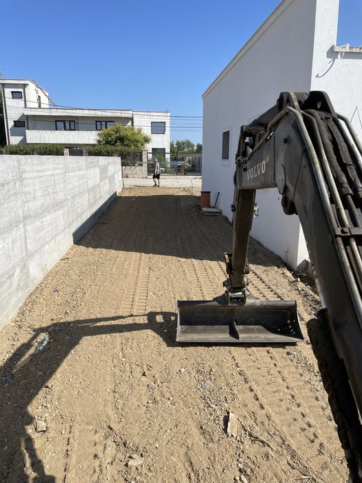 MINIEXCAVATOR spatii inguste, mini buldo excavator miniescavator