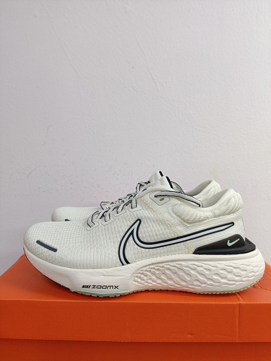 Nike Zoom Invincible Run Flyknit 2 номер 40