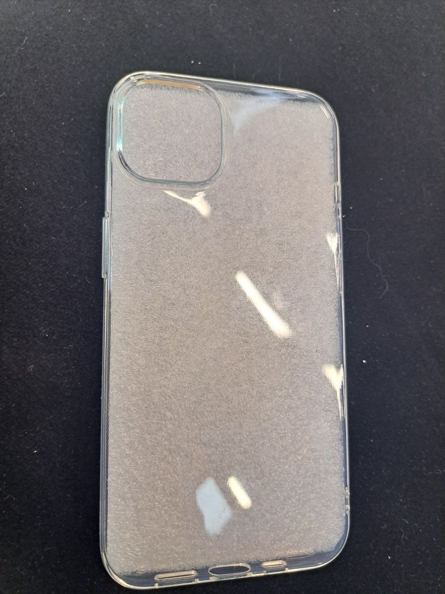 Husa iPhone 13 transparenta nefolosita