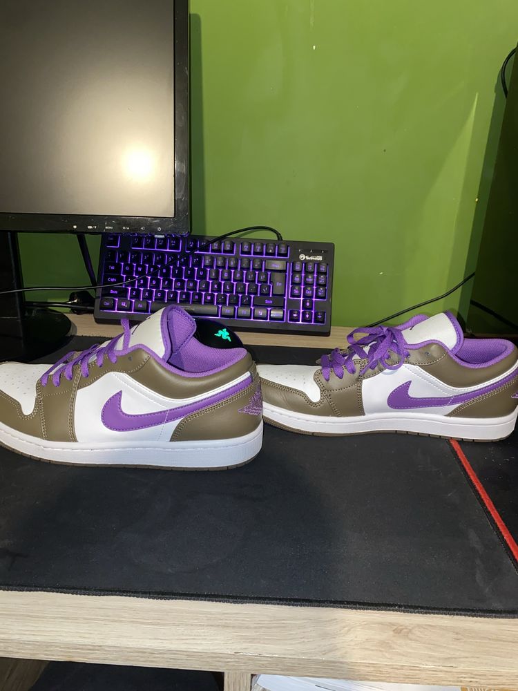 Air Jordan 1 Low "Purple Mocha" sneakers - Marime [ 44,5 ]