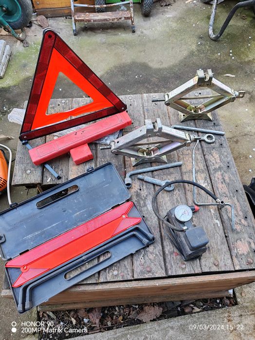 Trusa scule auto completa pentru Matiz