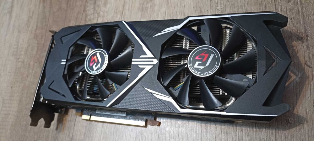ASRock AMD PHANTOM GHR RX570 4G OC - GAMING - Netestata!