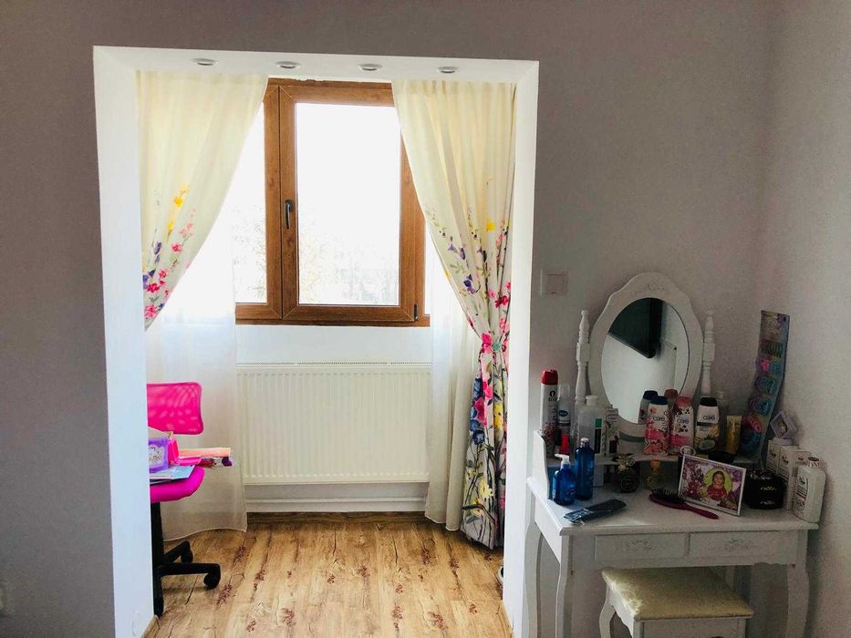 De vânzare apartament  – zona Școala Nr. 2