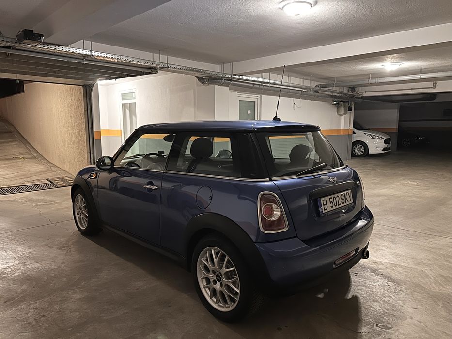 Mini cooper One 2011 1.6 diesel 120 cp doar 148.000 km.