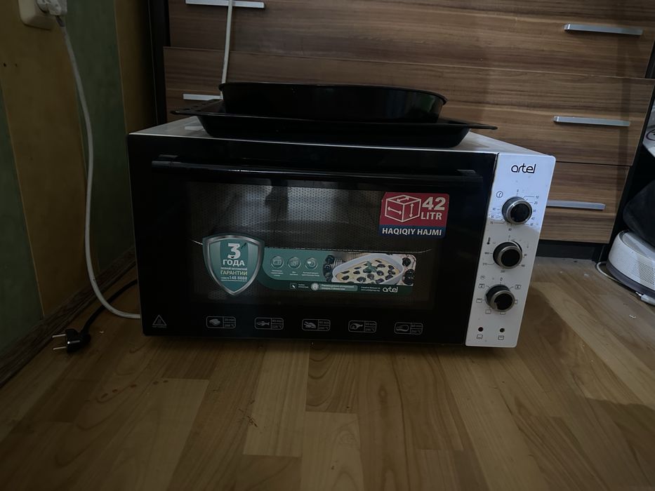 Срочно духовую печь в отличном состоянии