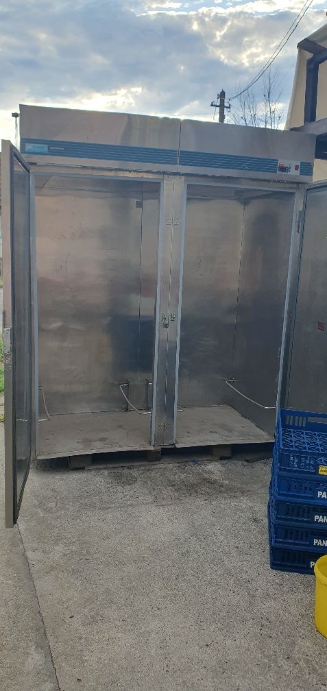 Masa rece pretabila linie autoservire și congelator profesional inox