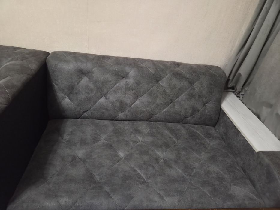 Продается диван уголок графитового цвета