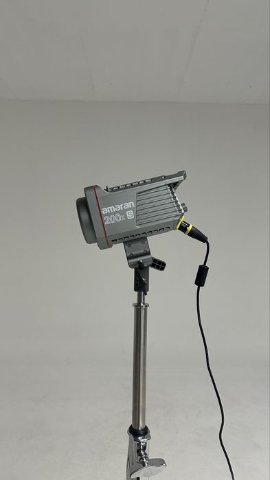 Aputure Amaran 200xs