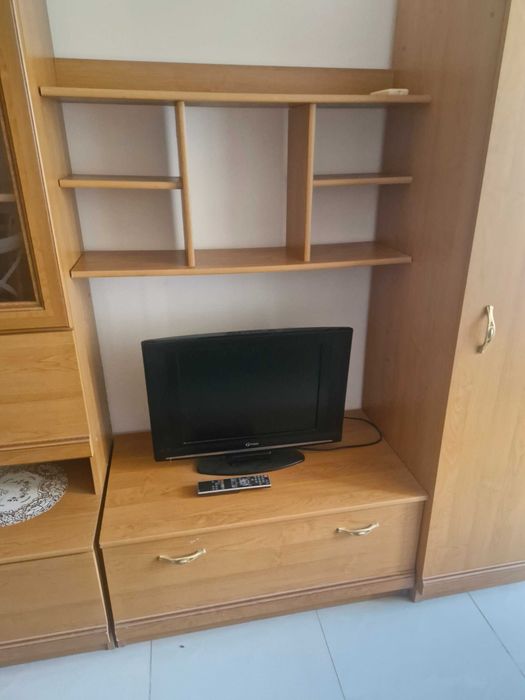 Продава се секция