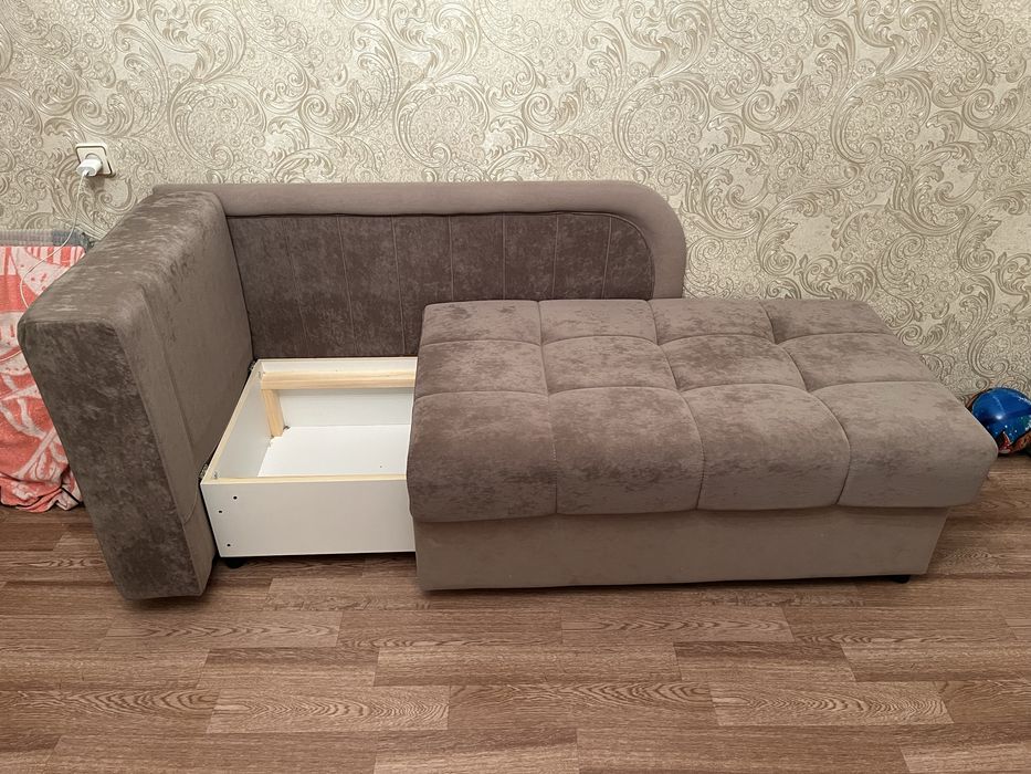 Продам одинарный диван