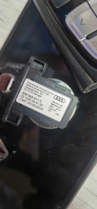 Telecomanda Webasto originala Audi cod - 4H0963511C