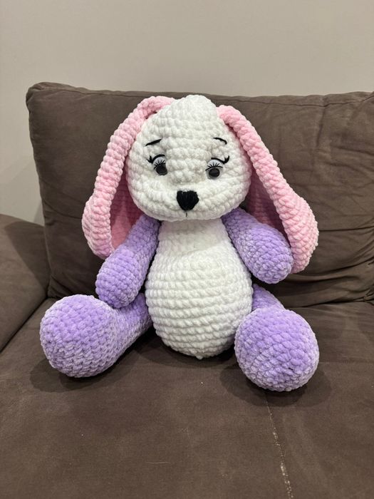 Плетена играчка заек