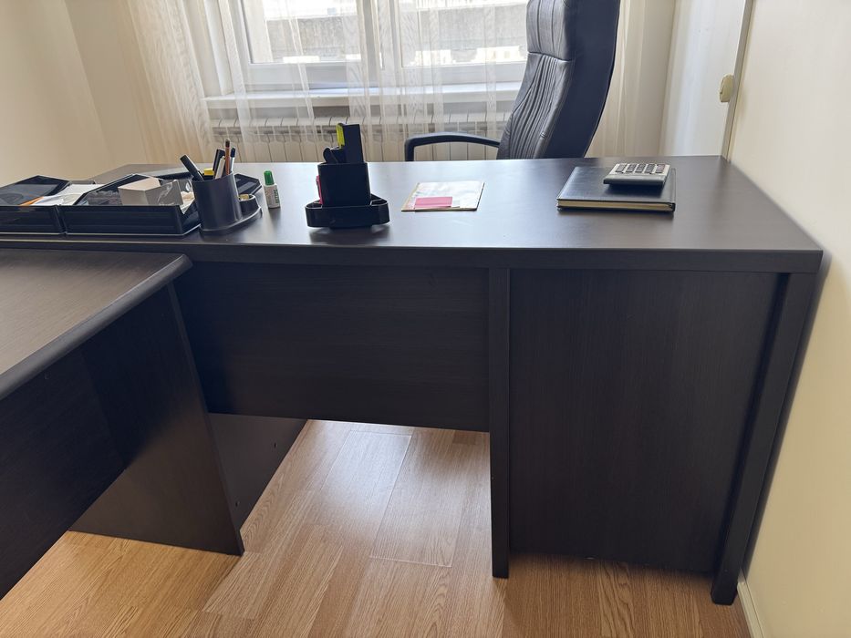 офисный стол два стола новые