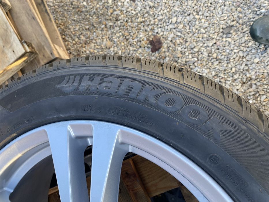 215/55/17 Ханкок Зимни