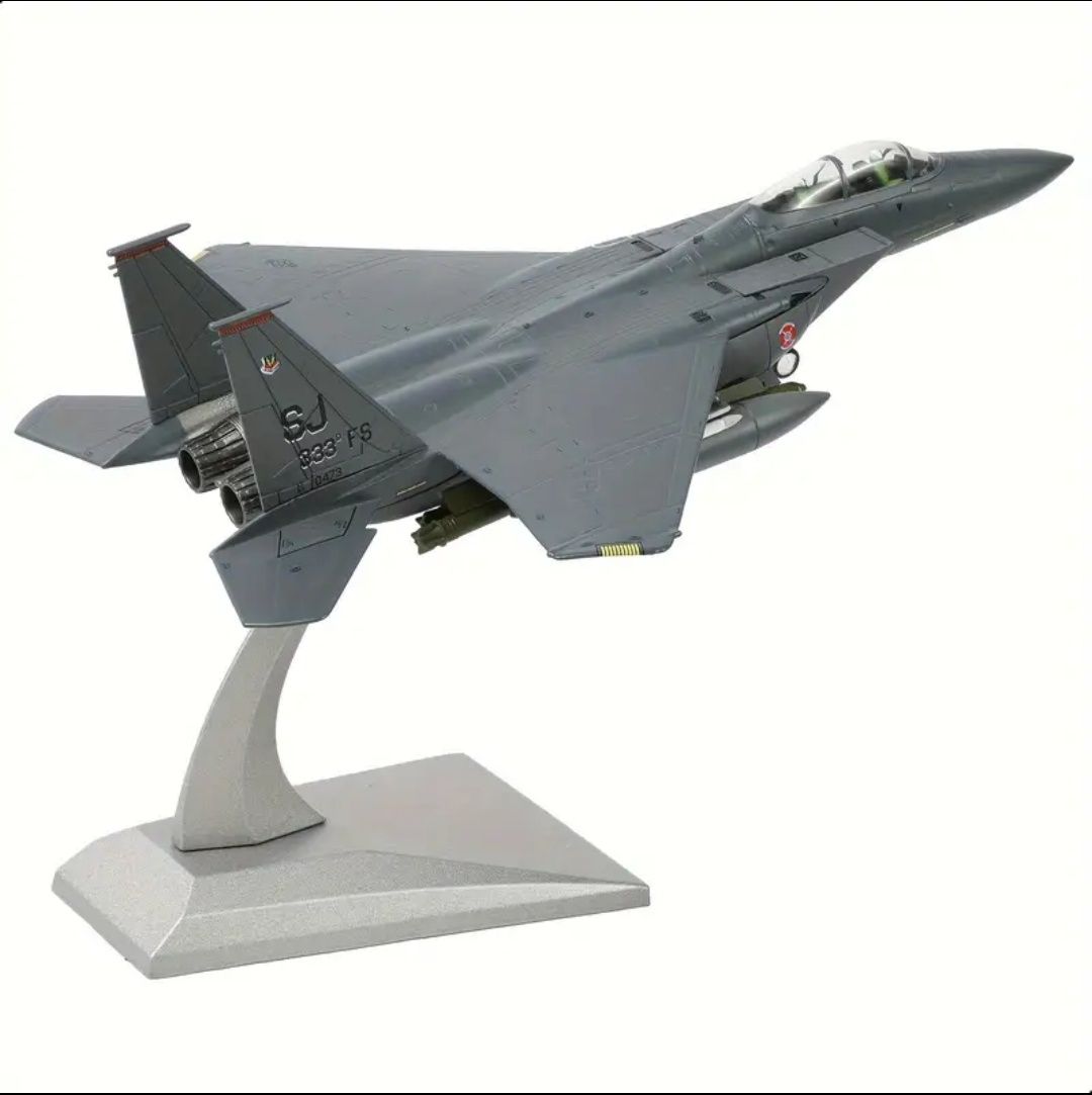 Самолети Су-57 F-14 F-15 F-16 F-18 F-35