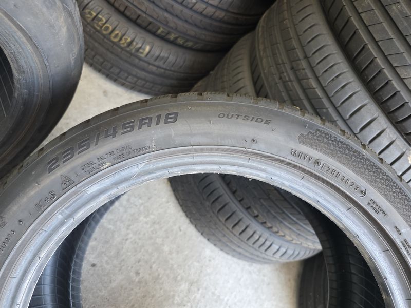 235/45/18 FALKEN 2бр