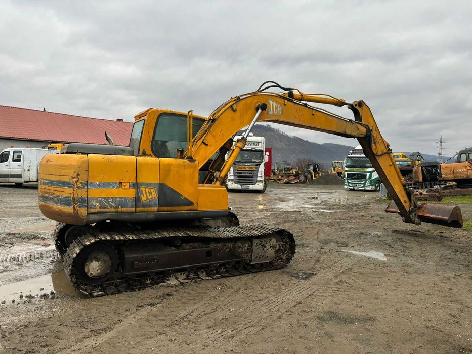 Dezmembrez excavator pe senile JCB JS 130 , 150