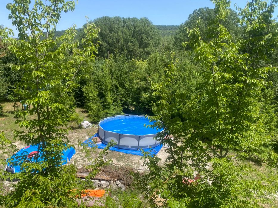 Продава  5 декара село Долище
