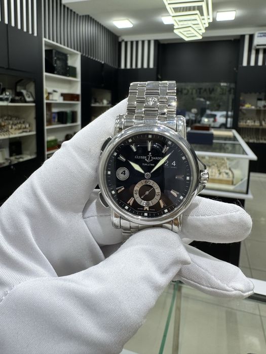 Ulysse Nardin Executive Dual Time