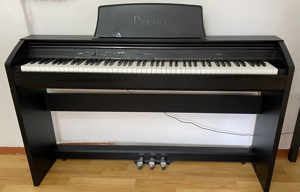 Электронное пианино CASIO Privia PX-760