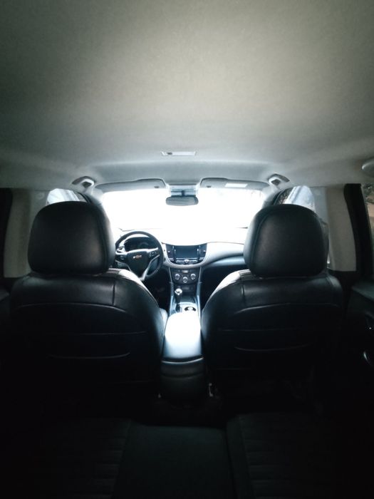 Tracker 1 2019 premier full