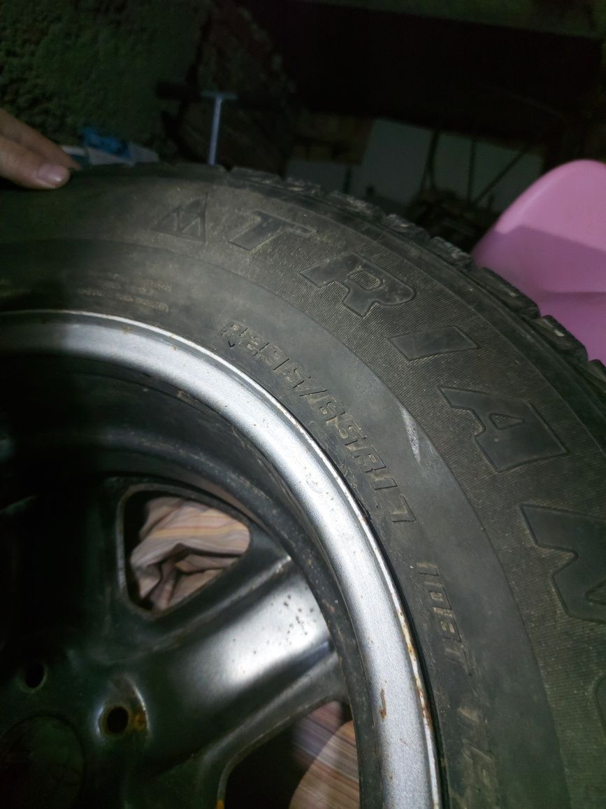Продам автошины с дисками