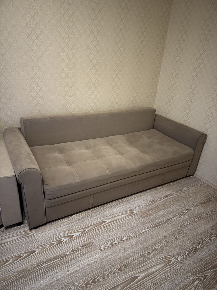 Диван раскладной б/у