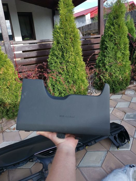 Kit, airbag volan airbag genunchi plansa bord centuri Toyota yaris ota