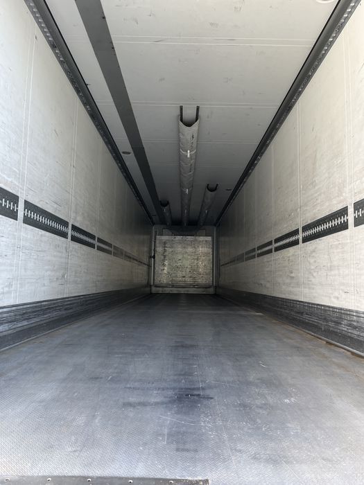 Renault Magnum 460DXI si 2 semiremorci frigorifice