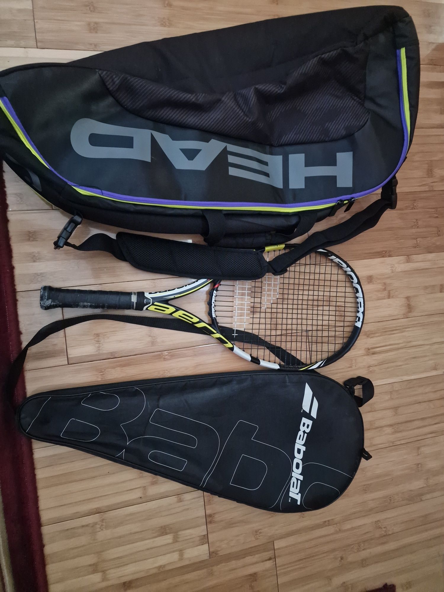 Теннис ракетка и  сумка.