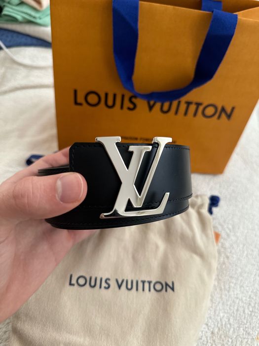 Curea 100% originala Louis Vuitton Initiales 40mm Reversible M9821