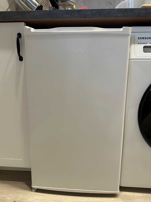 Холодильник AVA ARF-101LN