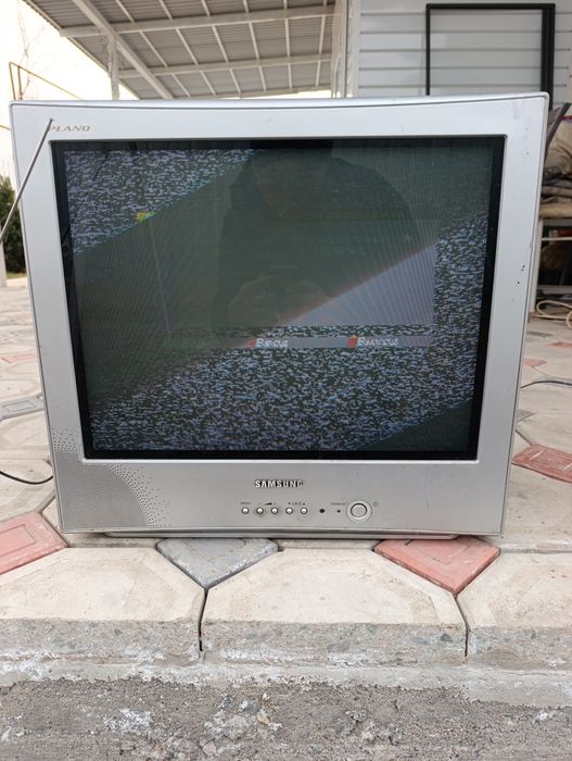 Телевизор Самсунг 5 тыс.