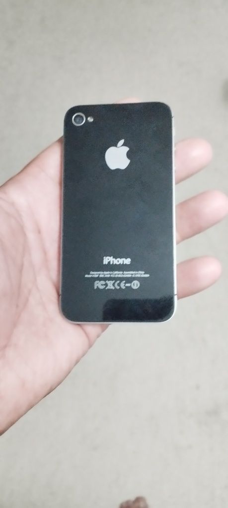 Продаётся телефоны nokia iPhone 4S